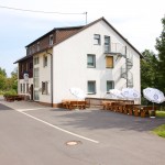 Biergarten im Sommer